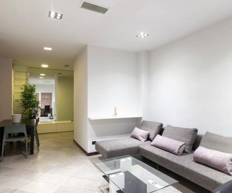 Luxury Home 100 Mq A Stone'S Throw From The Duomo Milão Exterior foto