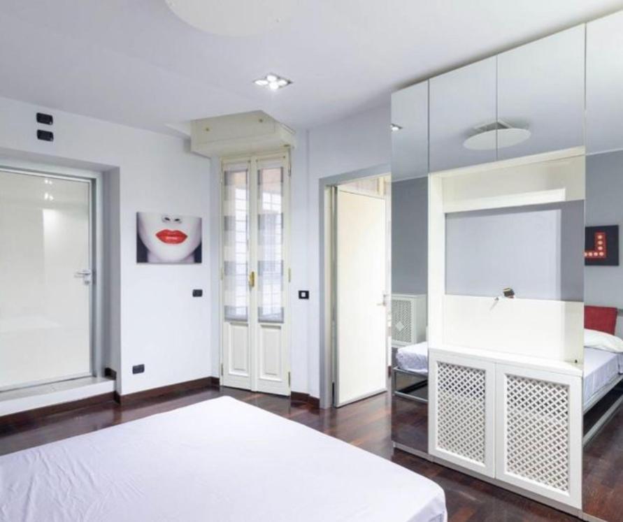 Luxury Home 100 Mq A Stone'S Throw From The Duomo Milão Exterior foto